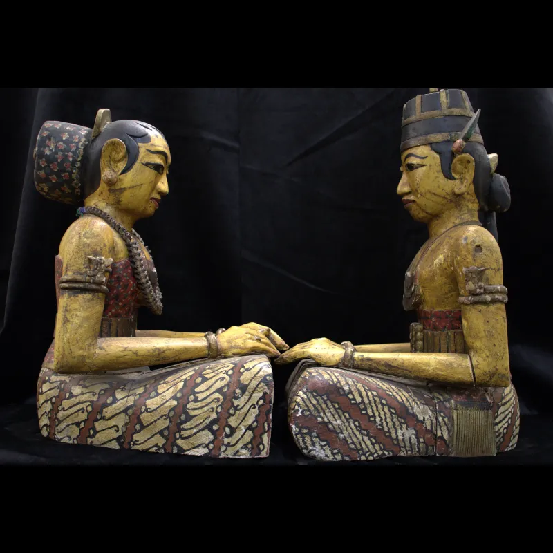 Javanese figures representing the ‘inseparable couple’, Loro Blonyo.